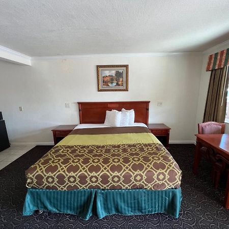 Americas Best Value Inn Ханфорд Экстерьер фото